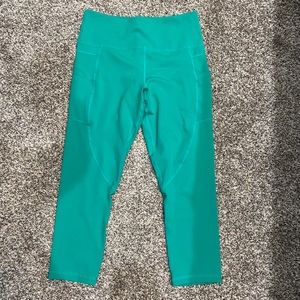 Zyia Capri pocket light n tights